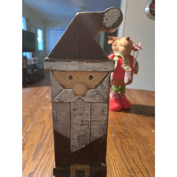 Heartland Holiday Santa Figurine Resin Carved Wood Look Farmhouse Shelf Decor - Picture 2 of 11